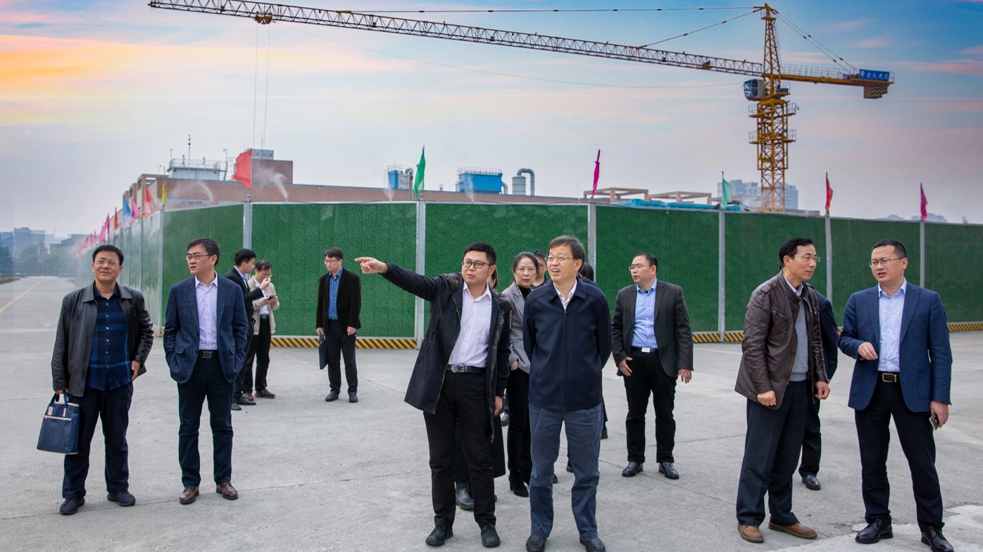 江蘇省政府參事調(diào)研四川海蓉藥業(yè)，共話川藥發(fā)展之路