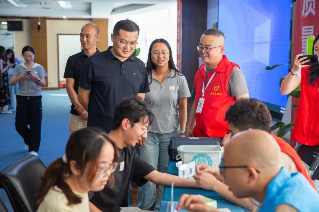 四川海蓉藥業(yè)成功舉辦“關(guān)愛身心，健康同行”大健康共建活動